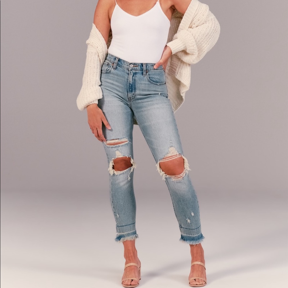 Ripped High Rise Mom Jeans Curve Love